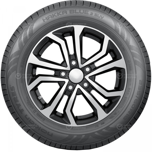 Шина Nokian Tyres Hakka Blue 3 SUV 235/65 R17 108H в Тюмени
