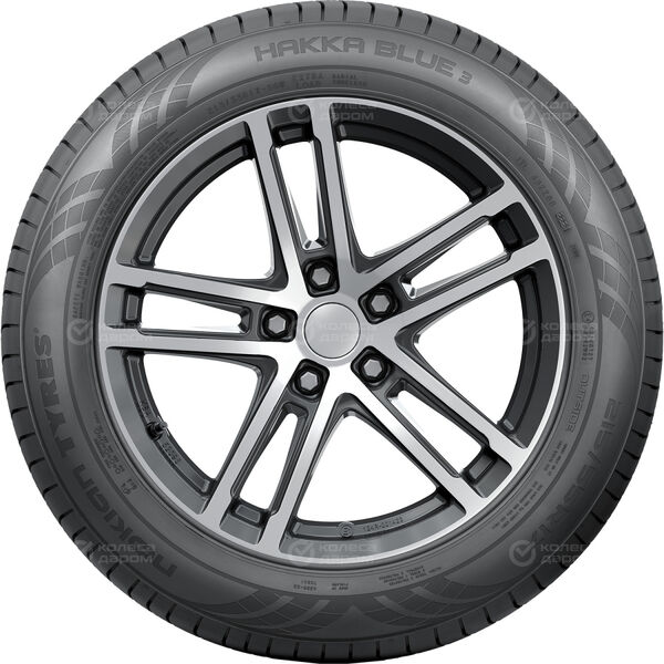 Шина Nokian Tyres Hakka Blue 3 225/50 R17 98W в Тюмени