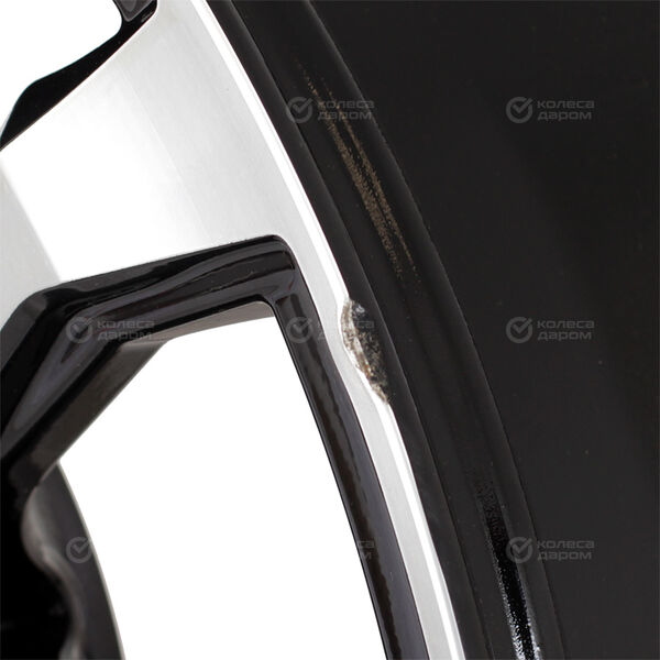 Колесный диск Carwel Пур 1805  7.5xR18 6x139.7 ET46 DIA67.1 (уценка) чёрный глянцевый с полированной лицевой частью в Кировграде