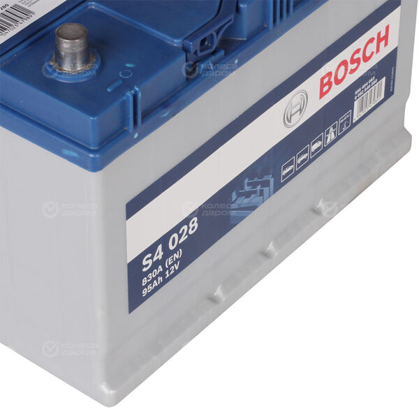 Автомобильный аккумулятор Bosch S40 280 95 Ач обратная полярность D31L в Саратове