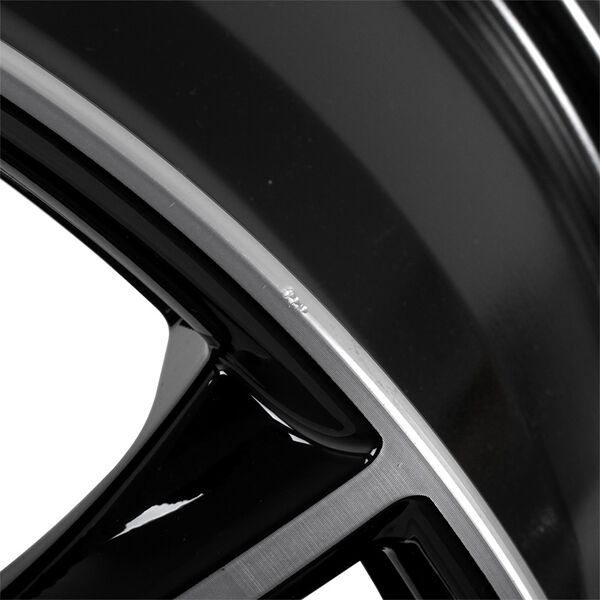 Колесный диск СКАД Валенсия  7xR18 5x112 ET43 DIA66.6 (уценка) чёрный глянцевый с полированной лицевой частью в Москве