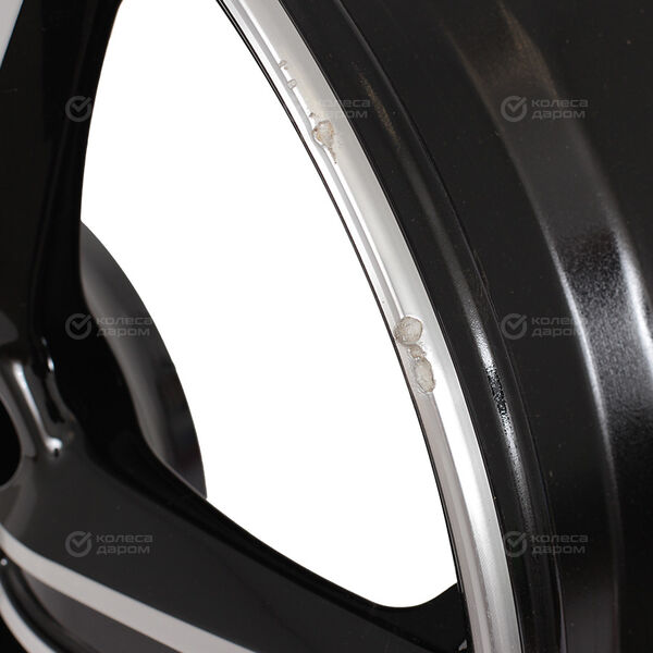 Колесный диск СКАД Адмирал  6.5xR17 5x114.3 ET45 DIA67.1 (уценка) черный глянцевый с полированной лицевой поверхностью в Москве