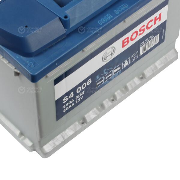 Автомобильный аккумулятор Bosch S40 060 60 Ач прямая полярность L2 в Октябрьском