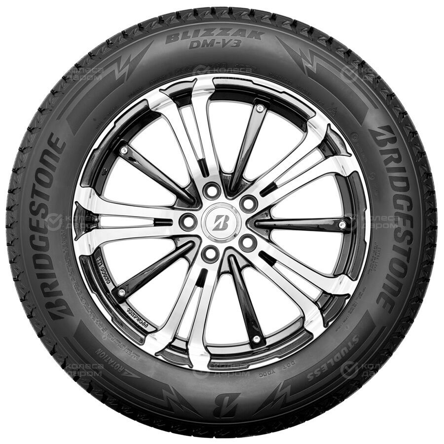Зимняя шина Bridgestone Blizzak DM-V3 235/55 R20 102T в Москве